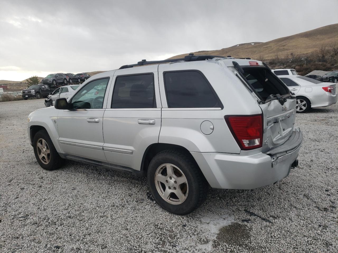 2007 Jeep Grand Cherokee VIN 1J8HR58267C585745 Copart auction photo, rear end damage thumbnail 2