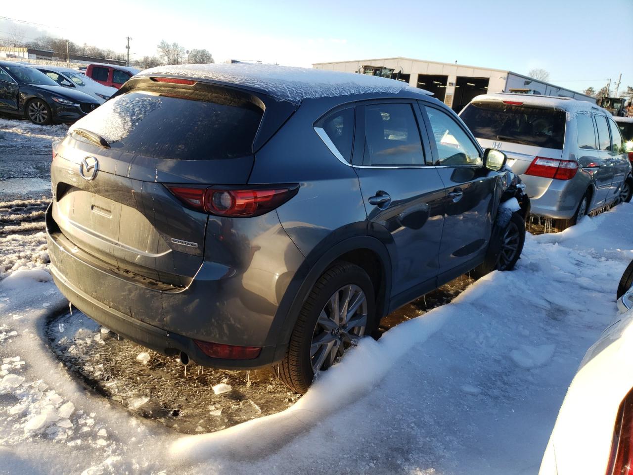 2021 Mazda CX-5 VIN JM3KFBDM0M0398601 Copart auction photo, front end damage thumbnail 3