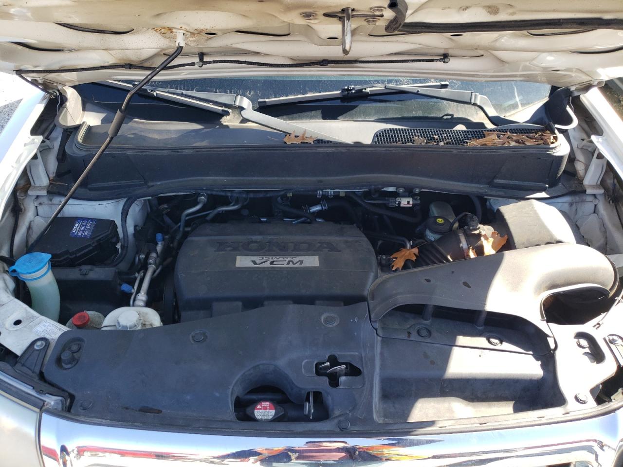 2010 Honda Pilot VIN 5FNYF3H50AB018150 Copart auction photo, all over damage thumbnail 12