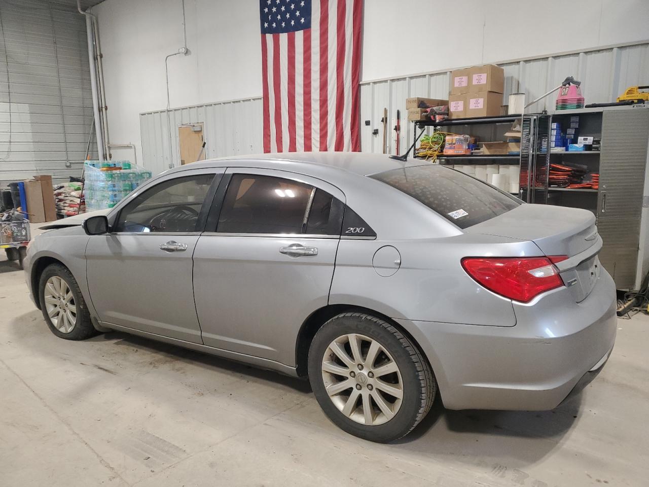 2013 Chrysler 200 VIN 1C3CCBCG5DN560005 Copart auction photo, front end damage thumbnail 2