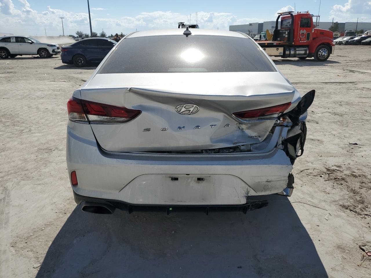 2018 Hyundai Sonata VIN 5NPE34AF2JH672508 Copart auction photo, rear end damage thumbnail 6