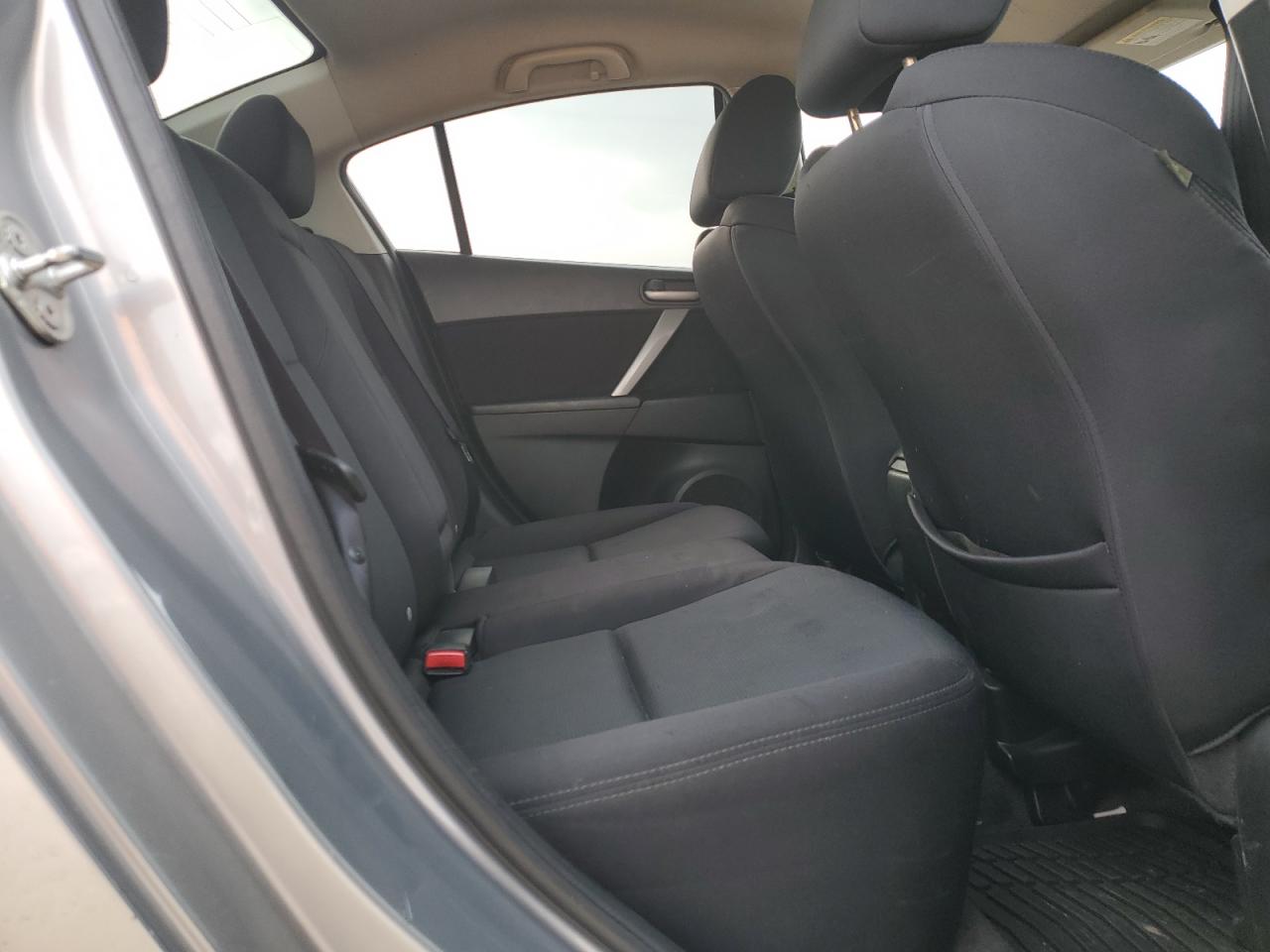 2011 Mazda 3 VIN JM1BL1U58B1401983 Copart auction photo, front end / rear end damage thumbnail 10