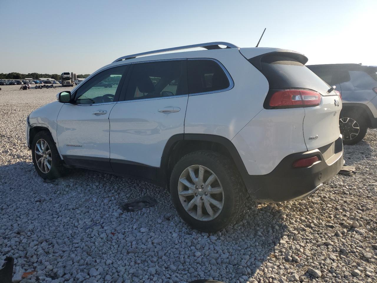 2015 Jeep Grand Cherokee VIN 1C4PJMDS4FW718798 Copart auction photo, front end damage thumbnail 2