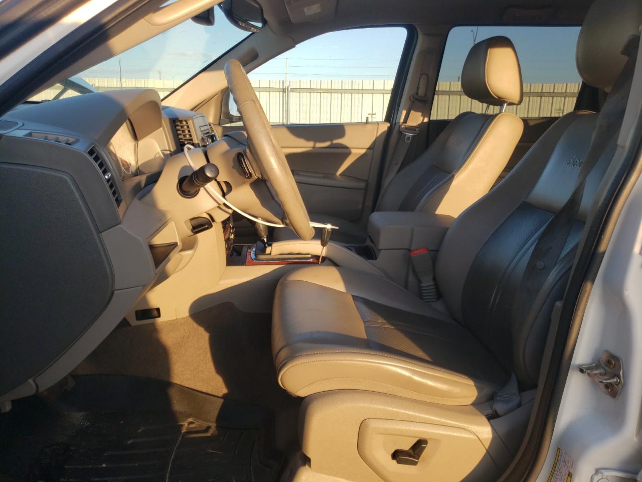 2005 Jeep Grand Cherokee VIN 1J4HS58N25C539391 Copart auction photo, front end / side damage thumbnail 7