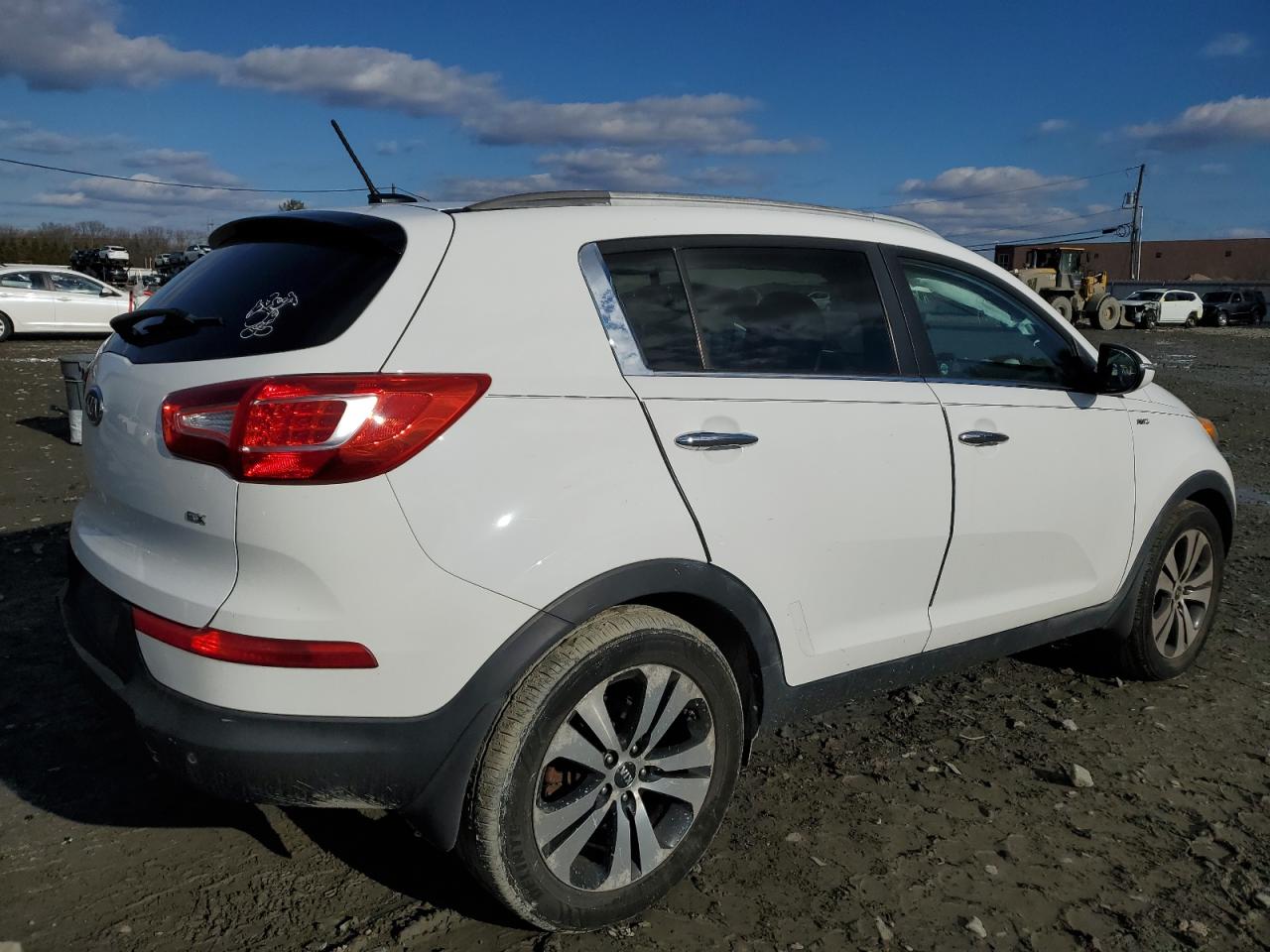 2011 KIA Sportage VIN KNDPCCA23B7140061 Copart auction photo, side / front end damage thumbnail 3