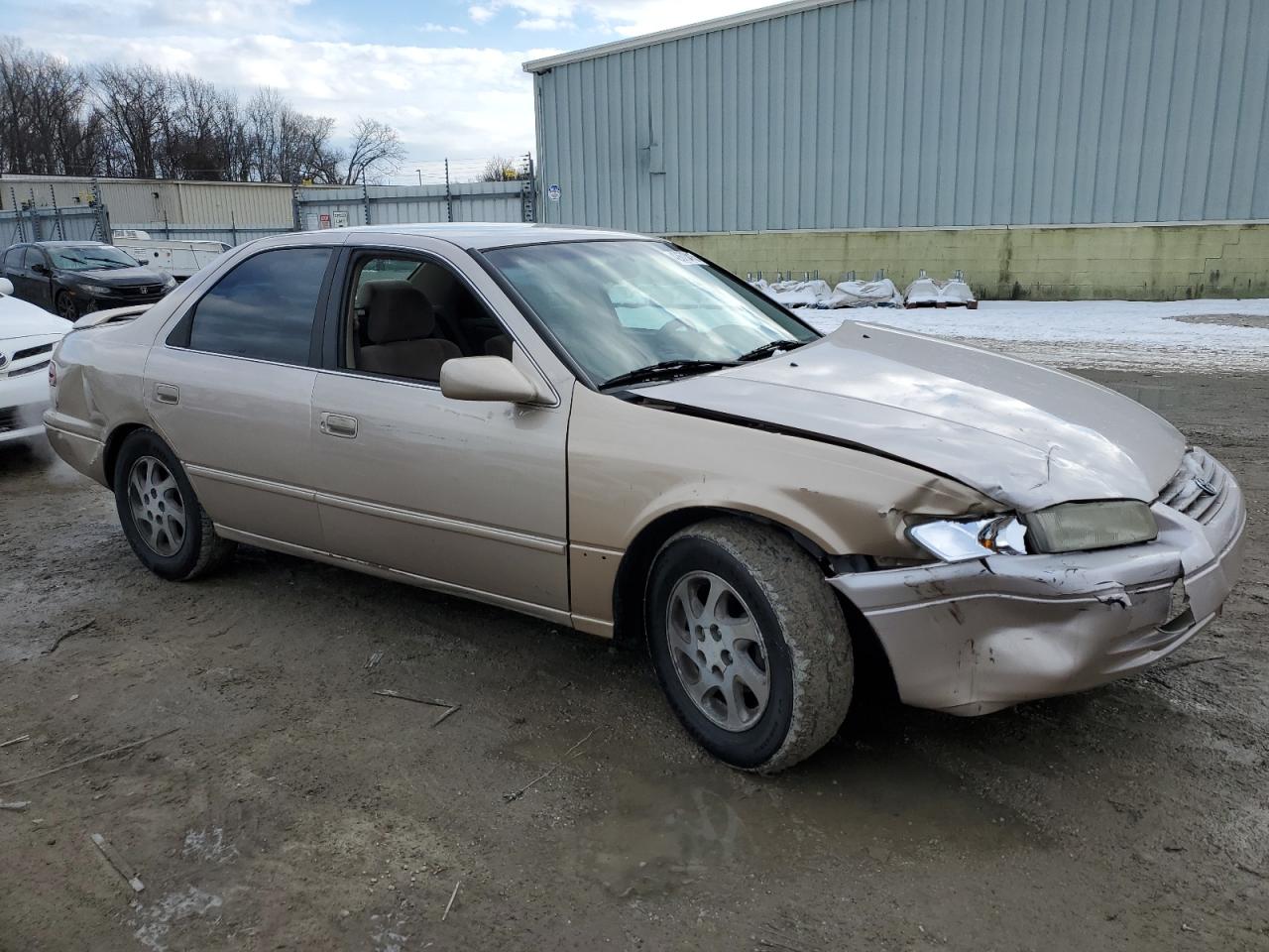 1998 Toyota Camry VIN 4T1BG22K1WU312209 Copart auction photo, front end / rear end damage thumbnail 4