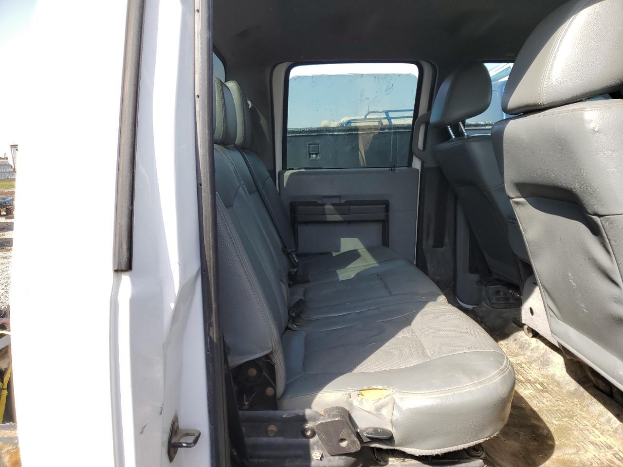 2016 Ford F250 VIN 1FD7W2B6XGEB98055 Copart auction photo, vandalism / rear end damage thumbnail 6