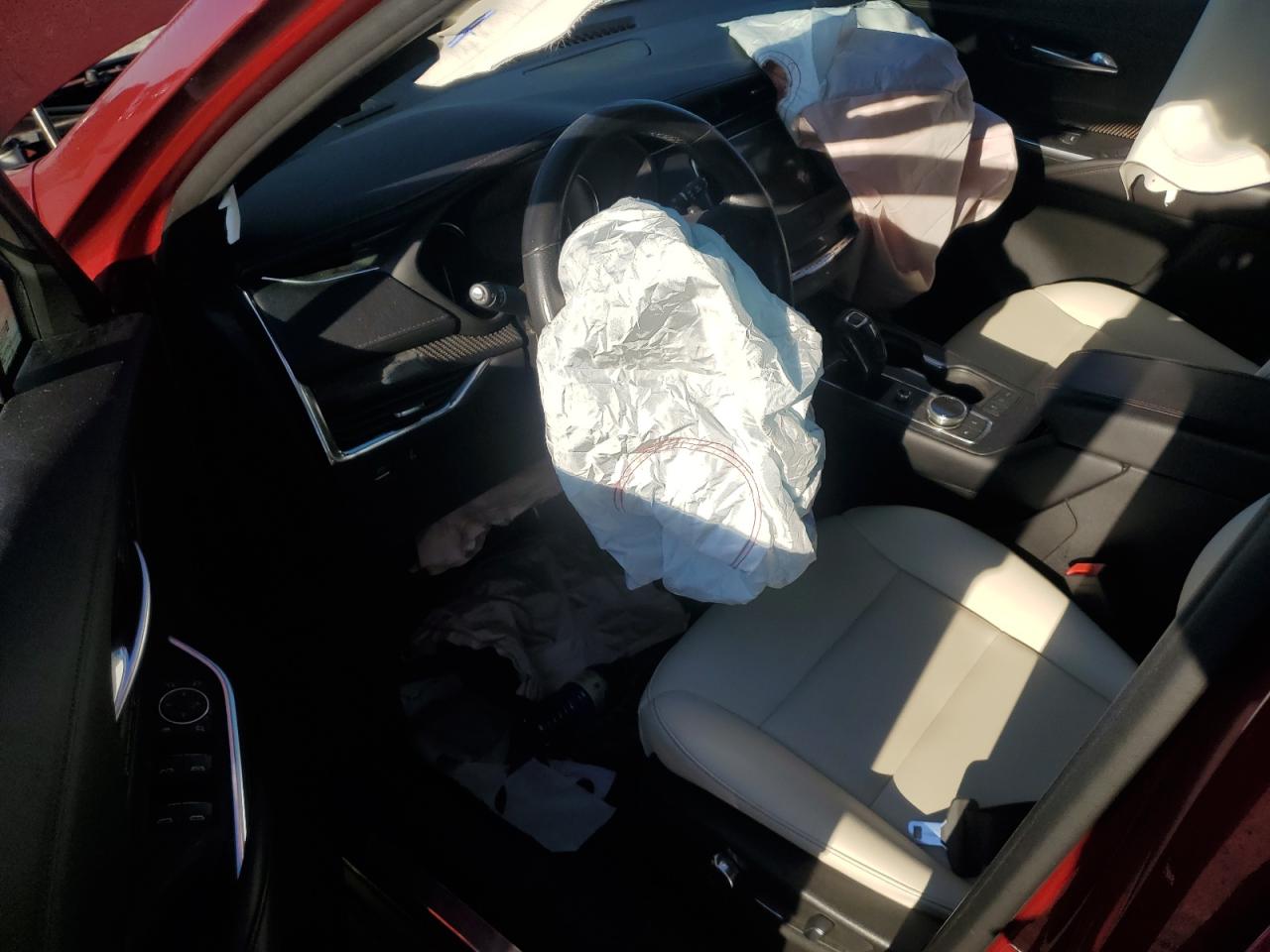 2019 Cadillac XT4 VIN 1GYFZER45KF229464 Copart auction photo, front end / rear end damage thumbnail 8
