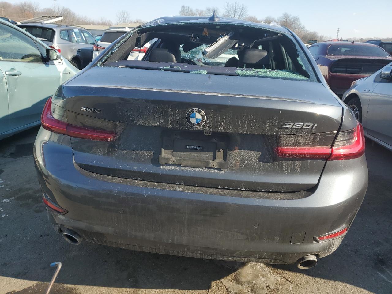 2021 BMW 3er VIN 3MW5R7J03M8B77816 Copart auction photo, rollover damage thumbnail 6
