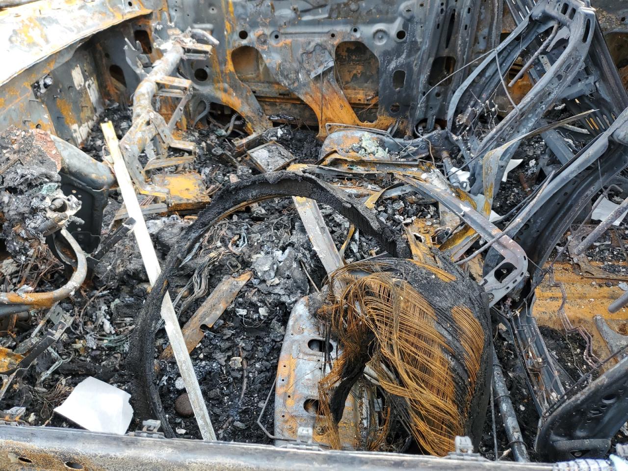 2016 Chevrolet Tahoe VIN 1GNSCCKC7GR307784 Copart auction photo, burn damage thumbnail 7