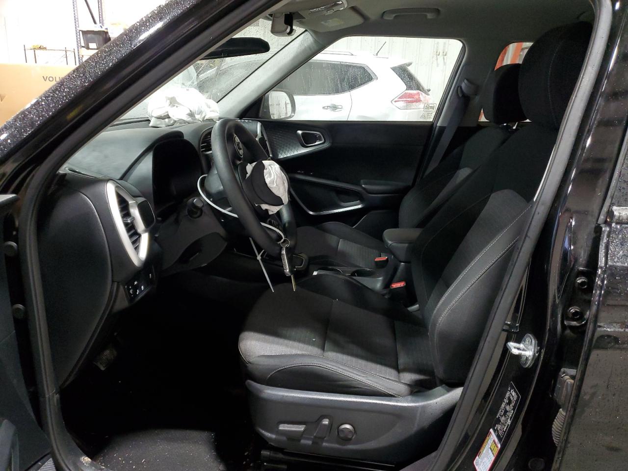 2021 KIA Soul VIN KNDJ23AU8M7797130 Copart auction photo, front end / minor dent/scratches damage thumbnail 7