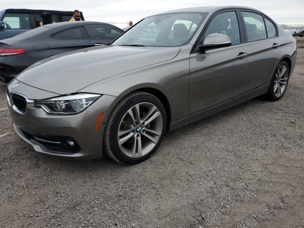 2016 BMW 3er VIN WBA8E9G53GNT47388