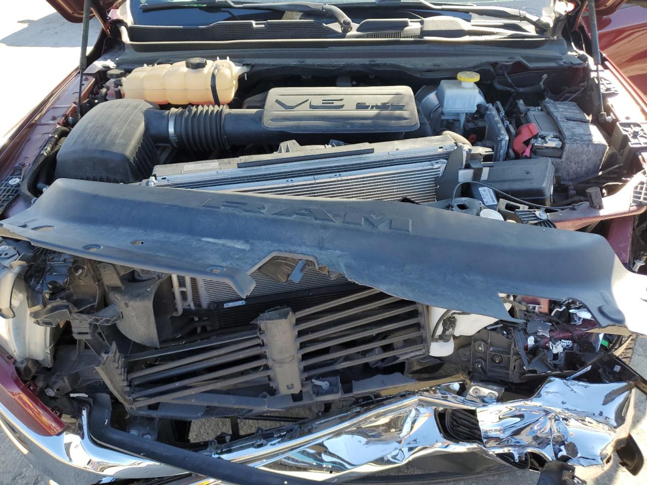 2019 RAM 1500 VIN 1C6RRFFG7KN711843 Copart auction photo, front end / minor dent/scratches damage thumbnail 11