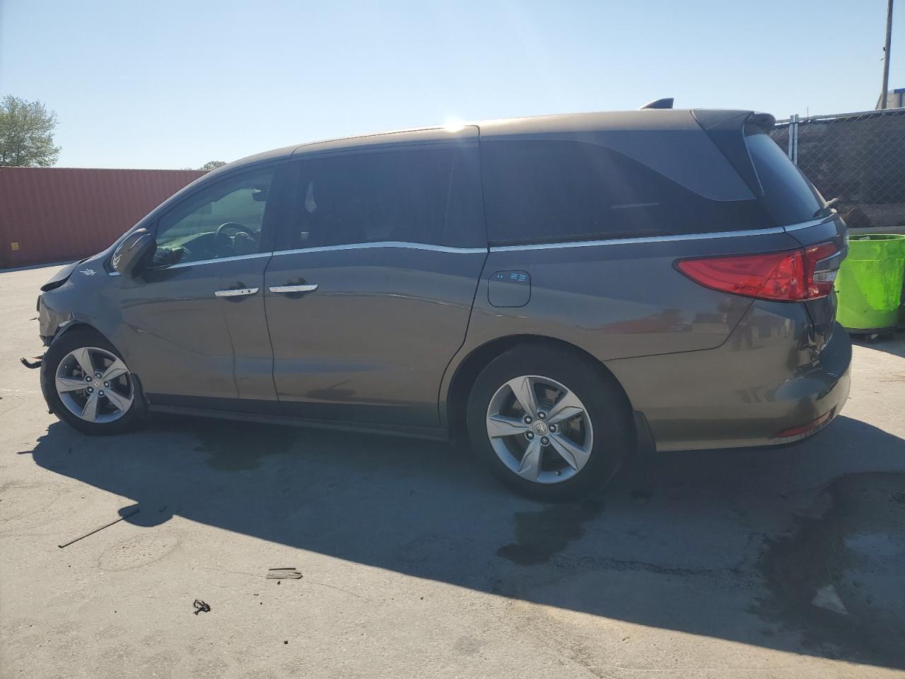 2020 Honda Odyssey VIN 5FNRL6H76LB065153 Copart auction photo, front end / side damage thumbnail 2