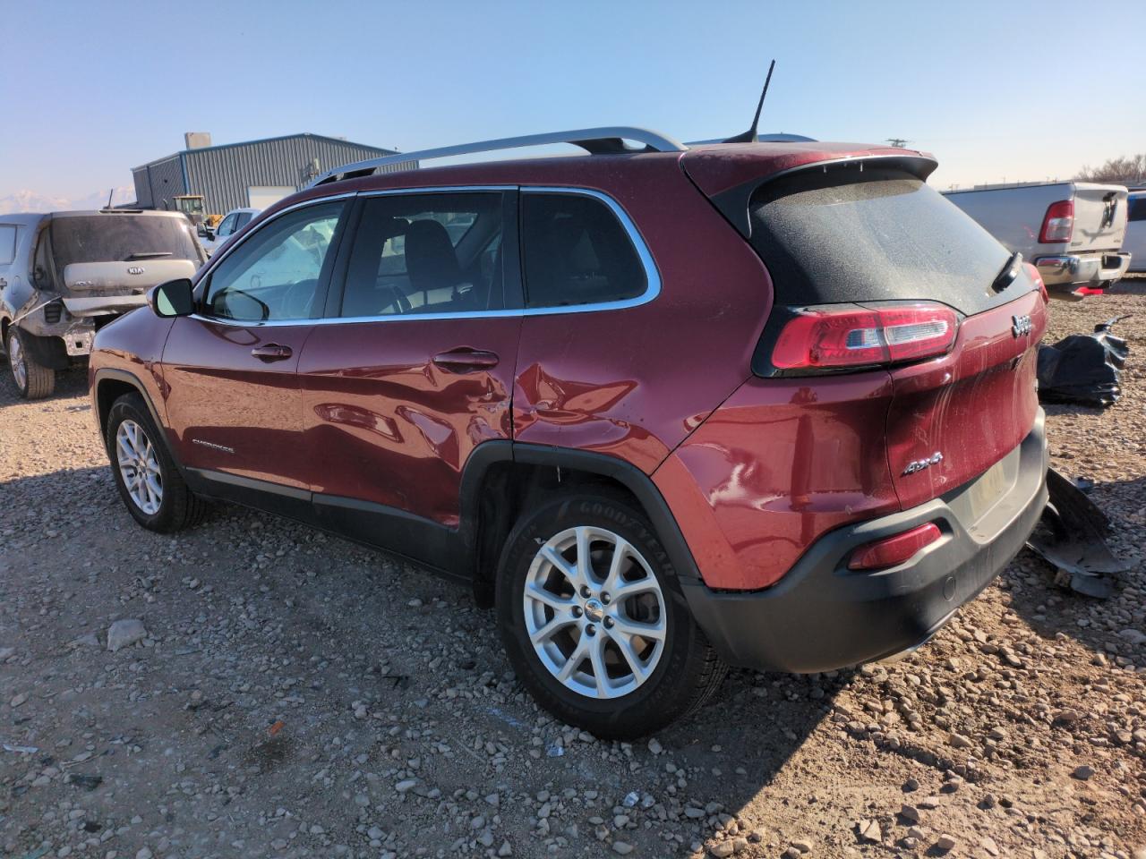 2017 Jeep Grand Cherokee VIN 1C4PJMCSXHW639057 Copart auction photo, side damage thumbnail 2