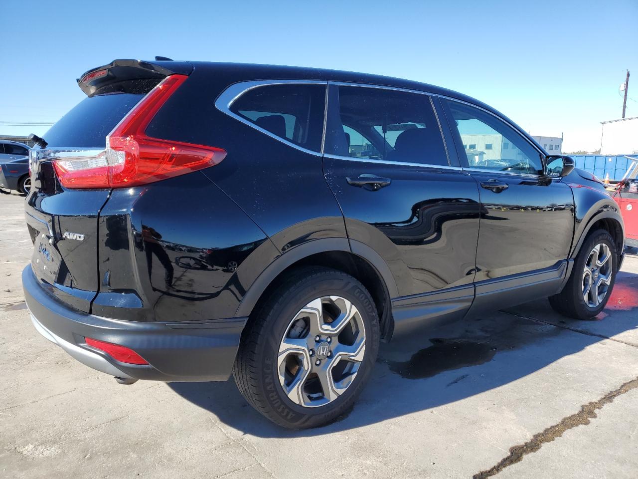 2017 Honda CR-V VIN 2HKRW2H50HH603661 Copart auction photo, side / front end damage thumbnail 3