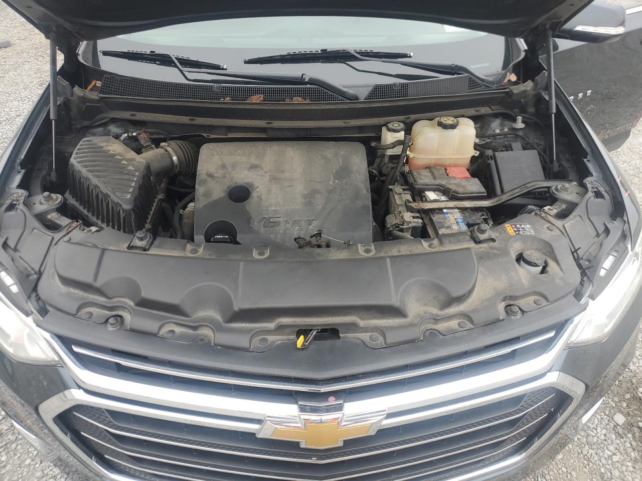 2018 Chevrolet Traverse VIN 1GNEVGKW2JJ193434 Copart auction photo, rear end / minor dent/scratches damage thumbnail 12