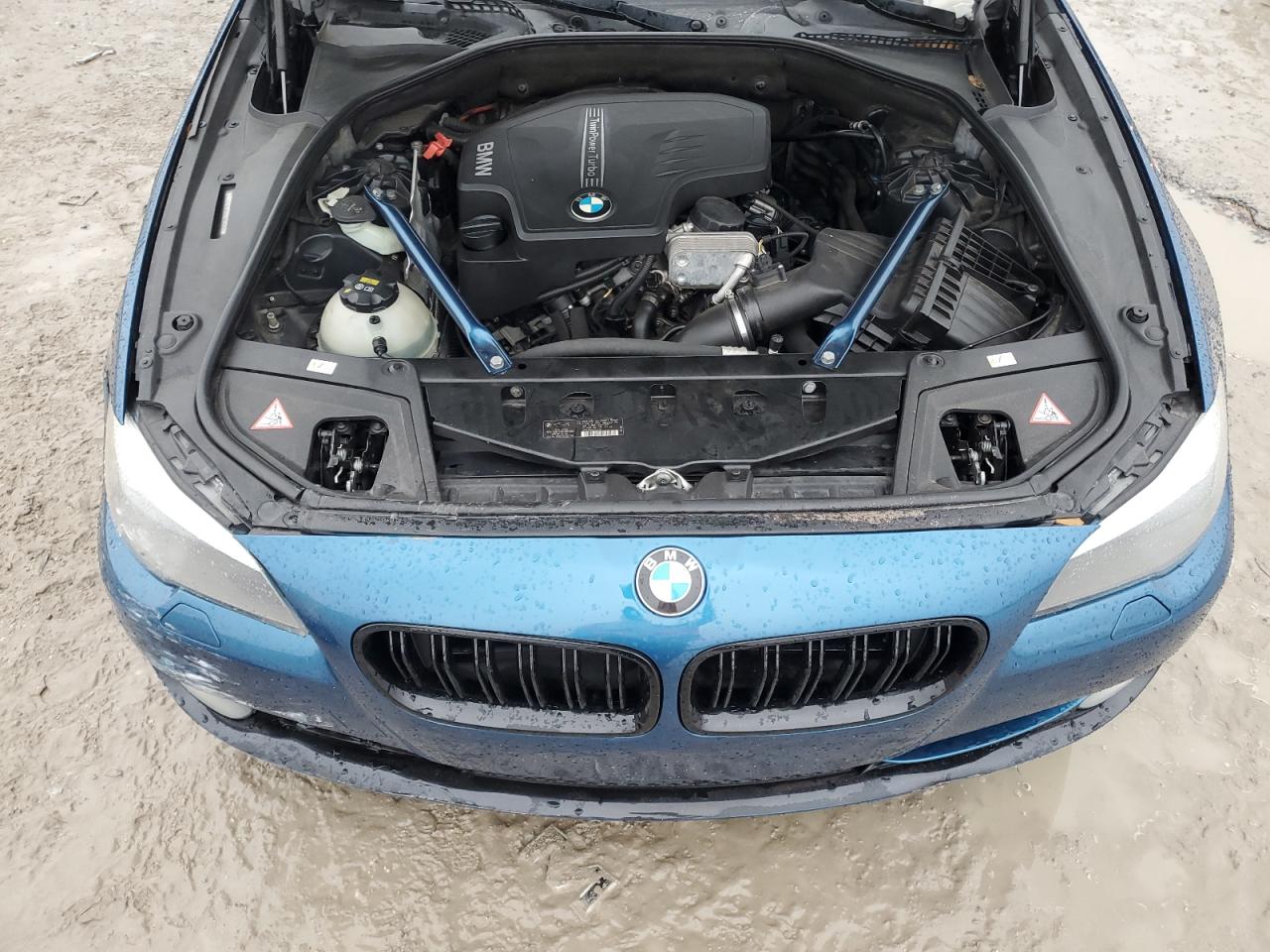 2013 BMW 5er VIN WBAXG5C5XDD230848 Copart auction photo, front end damage thumbnail 12