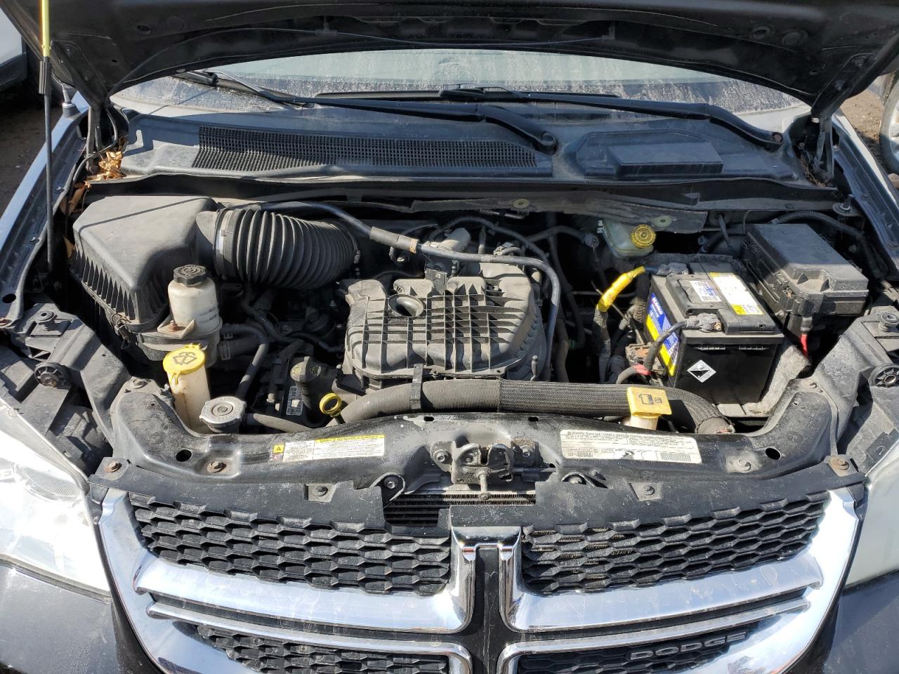 2012 Dodge Caravan VIN 2C4RDGBG0CR173851 Copart auction photo, side / front end damage thumbnail 12