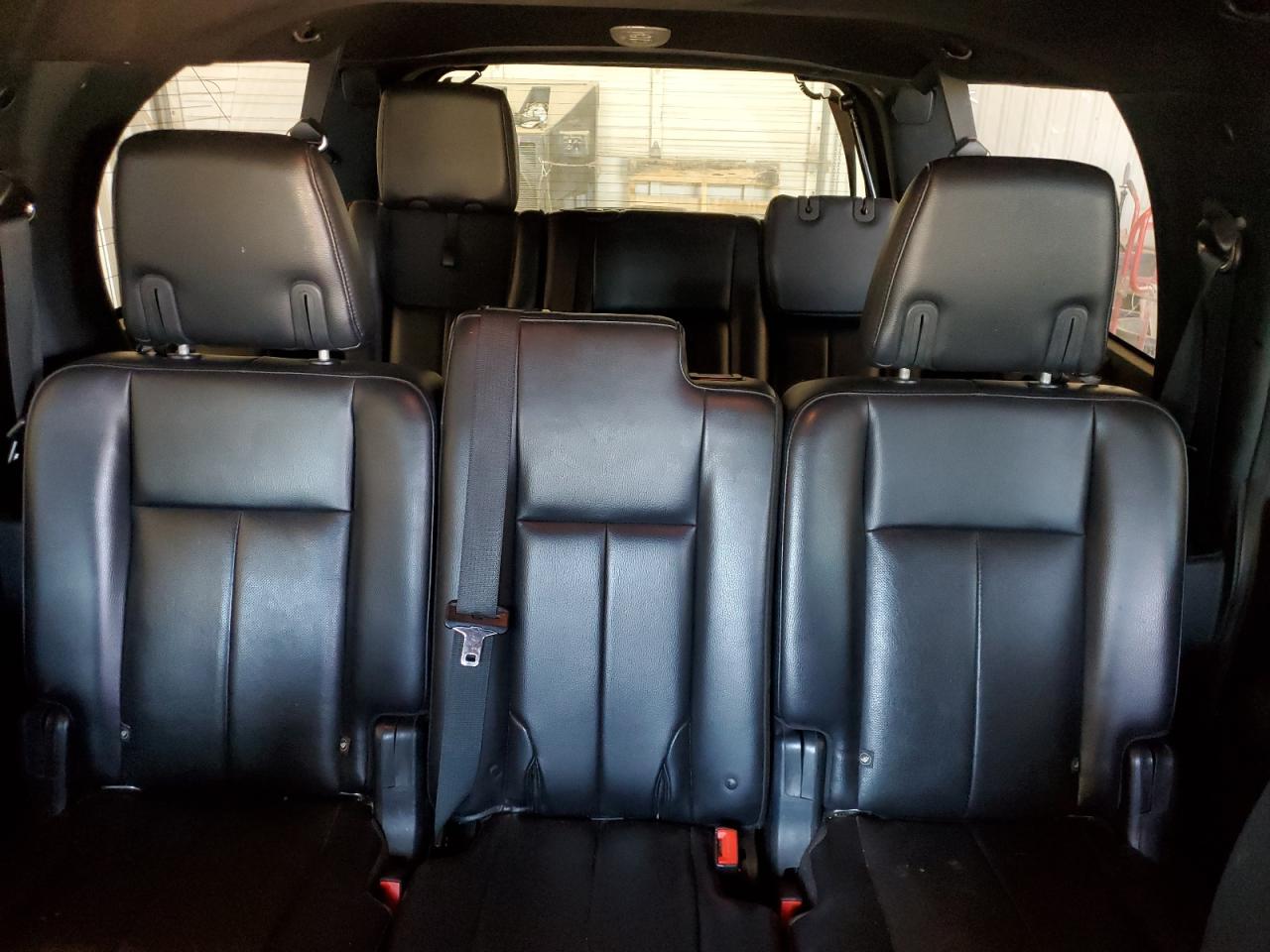 2016 Ford Expedition VIN 1FMJK1HT4GEF10816 Copart auction photo, hail / minor dent/scratches damage thumbnail 10