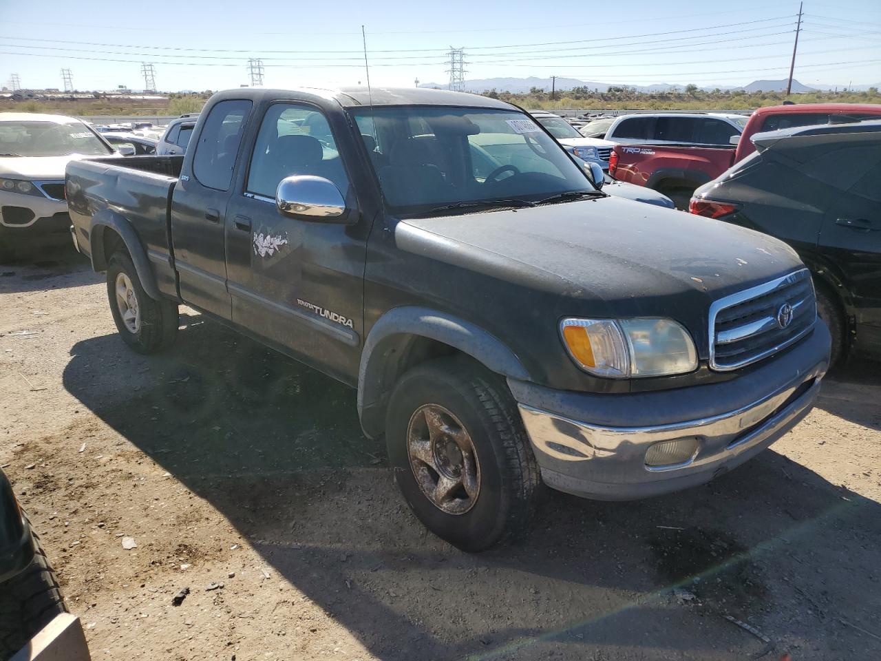 2000 Toyota Tundra VIN 5TBBT4413YS026135 Copart auction photo, side / mechanical damage thumbnail 4