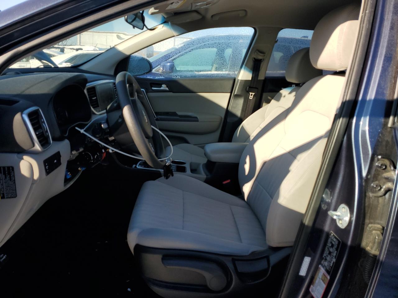 2020 KIA Sportage VIN KNDPMCAC3L7738724 Copart auction photo, vandalism / minor dent/scratches damage thumbnail 7
