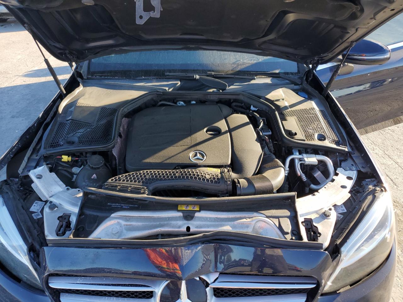 2019 Mercedes-Benz C-klasse VIN 55SWF8DB9KU311741 Copart auction photo, front end / minor dent/scratches damage thumbnail 12