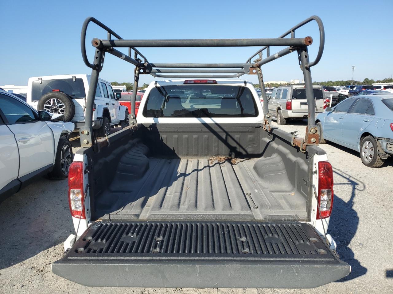 2019 Nissan Navara (Frontier) VIN 1N6BD0CTXKN779297 Copart auction photo, front end damage thumbnail 6