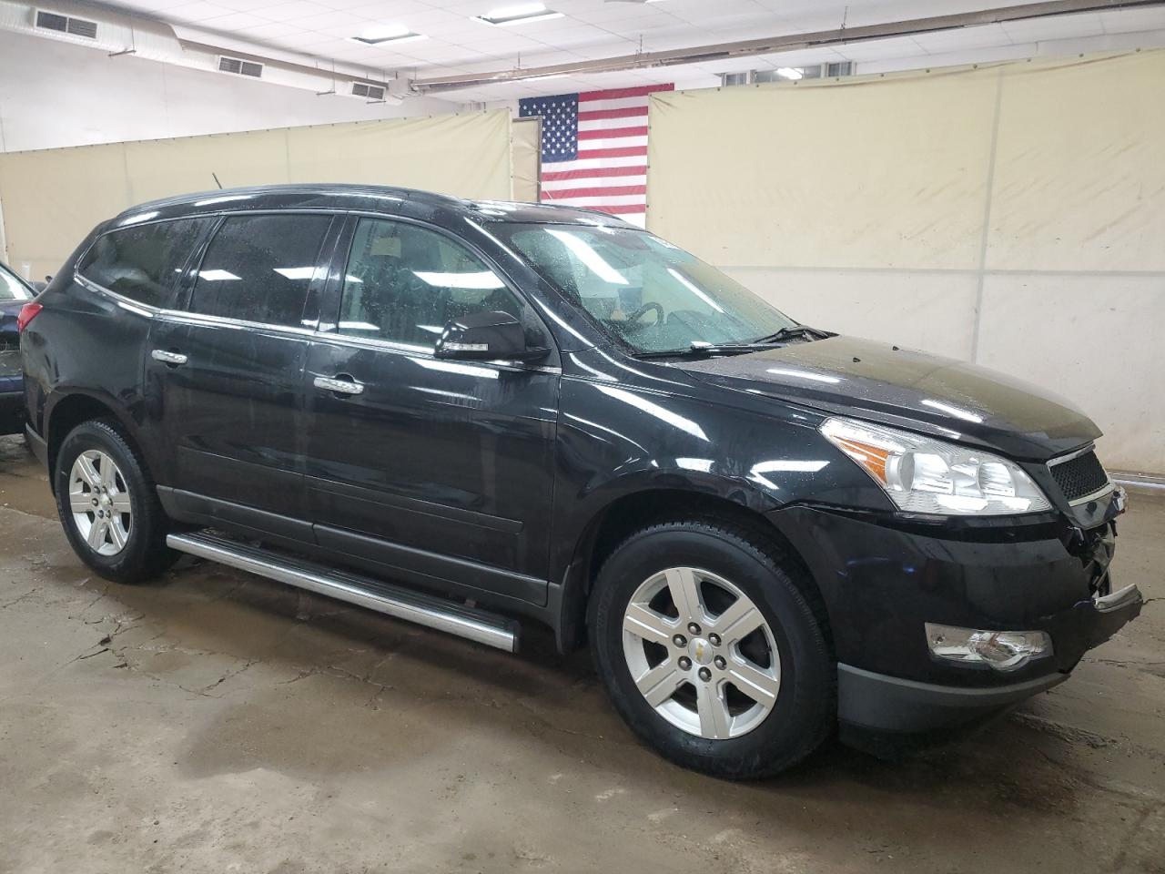 2012 Chevrolet Traverse VIN 1GNKVGED3CJ412644 Copart auction photo, front end / side damage thumbnail 4