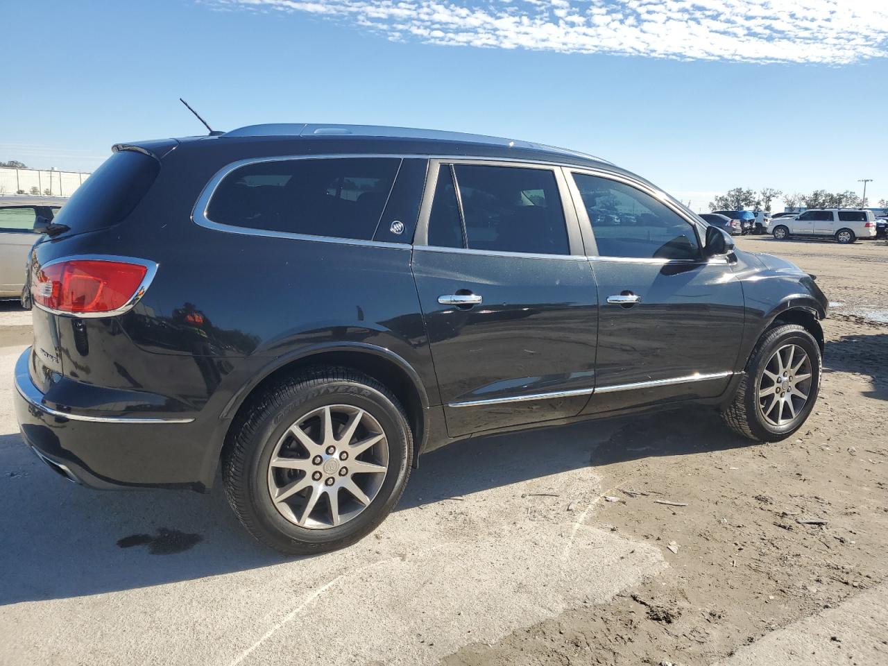 2014 Buick Enclave VIN 5GAKRBKD9EJ121008 Copart auction photo, front end damage thumbnail 3