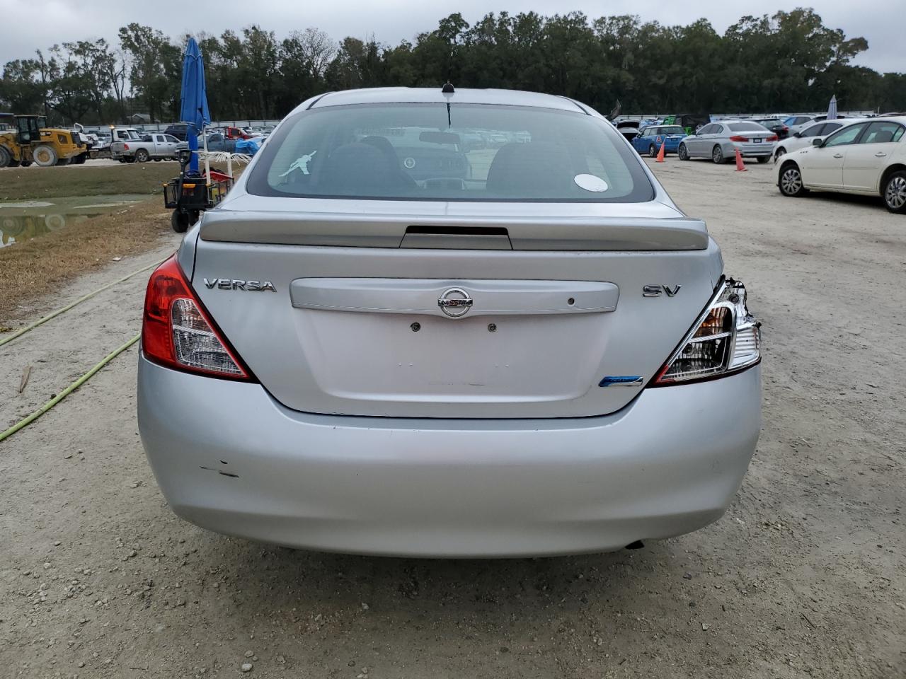 2013 Nissan Versa VIN 3N1CN7AP0DL832534 Copart auction photo, all over damage thumbnail 6
