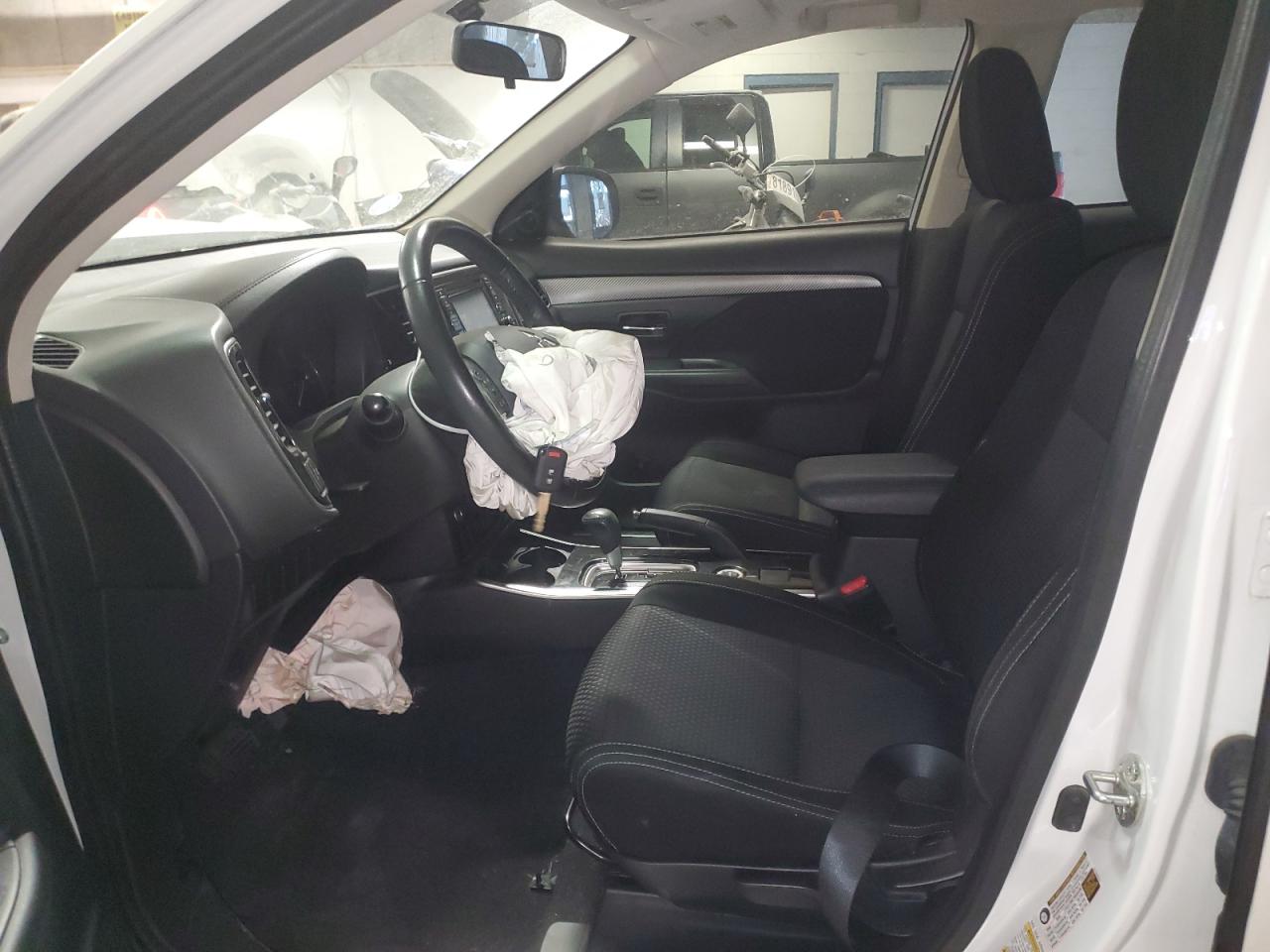 2017 Mitsubishi Outlander VIN JA4AZ2A34HZ037889 Copart auction photo, front end / mechanical damage thumbnail 7