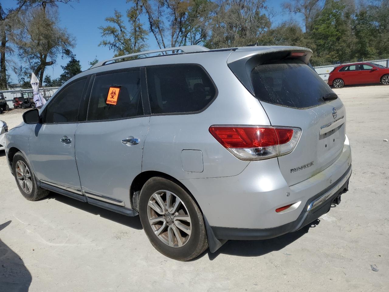 2013 Nissan Pathfinder VIN 5N1AR2MN0DC646408 Copart auction photo, water/flood / minor dent/scratches damage thumbnail 2