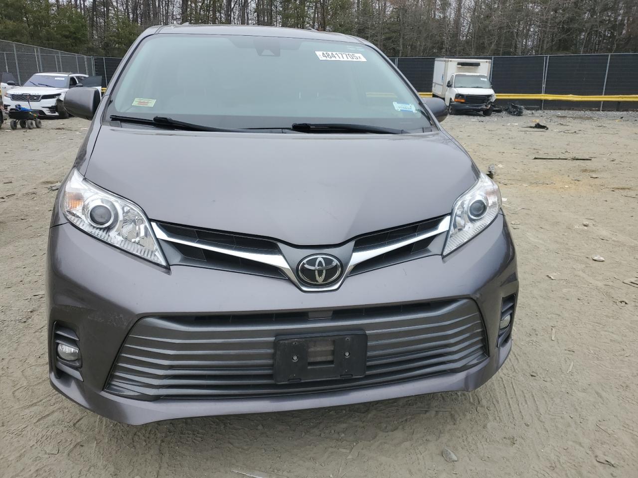 2018 Toyota Sienna VIN 5TDYZ3DC3JS948891 Copart auction photo, rear end damage thumbnail 5