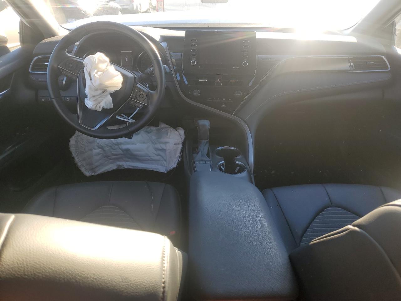 2022 Toyota Camry VIN 4T1G11AK8NU708607 Copart auction photo, front end damage thumbnail 8