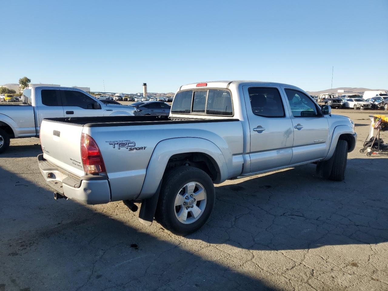 2008 Toyota Tacoma VIN 5TEKU72N68Z503462 Copart auction photo, front end damage thumbnail 3
