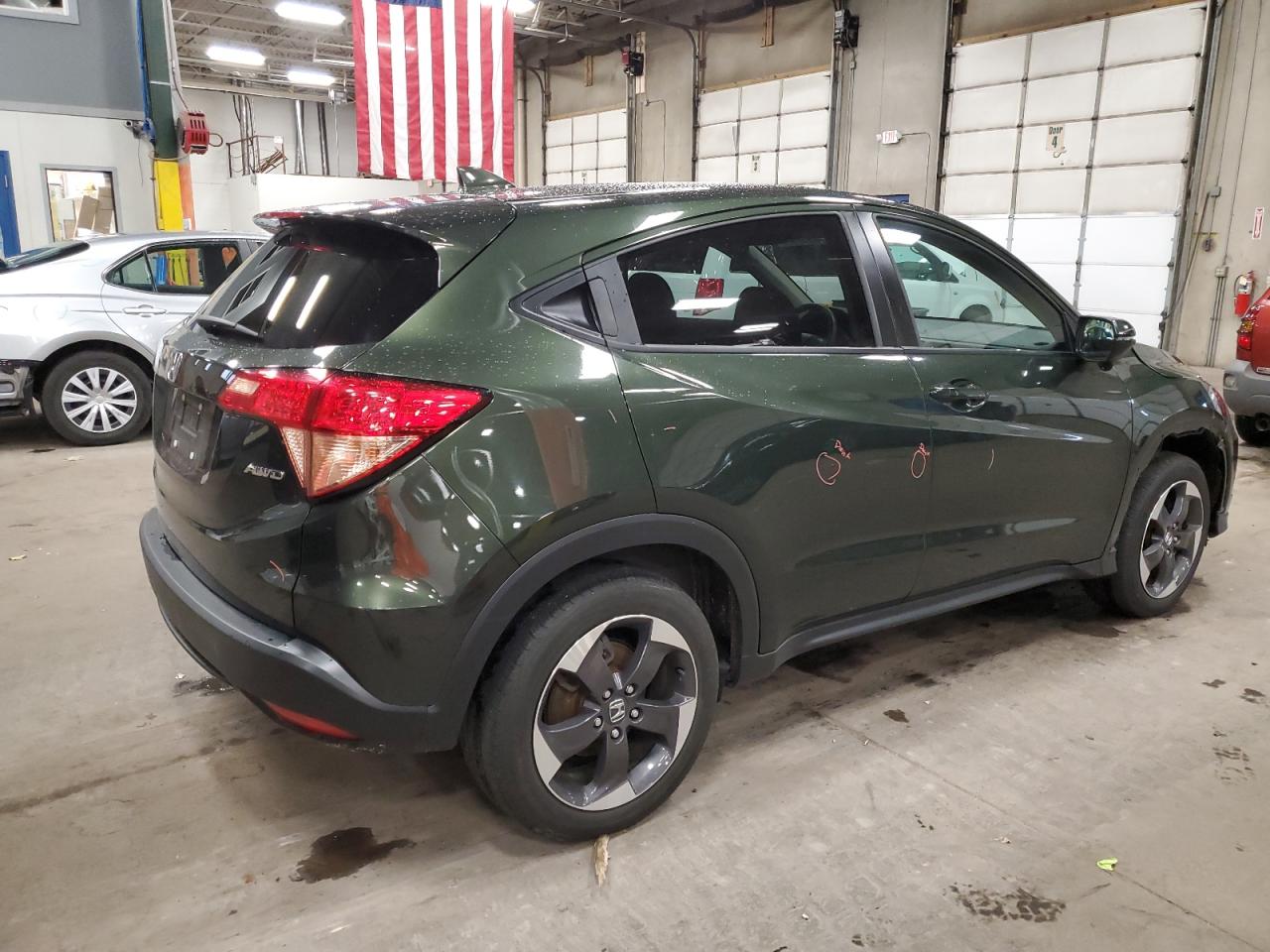 2018 Honda HR-V VIN 3CZRU6H52JG713178 Copart auction photo, front end / all over damage thumbnail 3