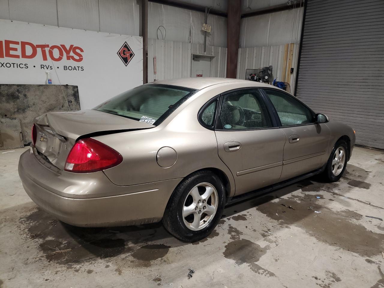 2003 Ford Taurus VIN 1FAFP55U43A273087 Copart auction photo, rear end damage thumbnail 3