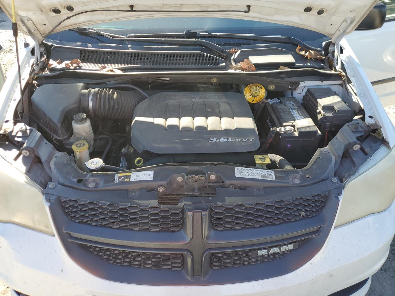 2014 RAM Cargo Van Tradesman VIN 2C4JRGAG8ER322185 Copart auction photo, side / rear end damage thumbnail 12