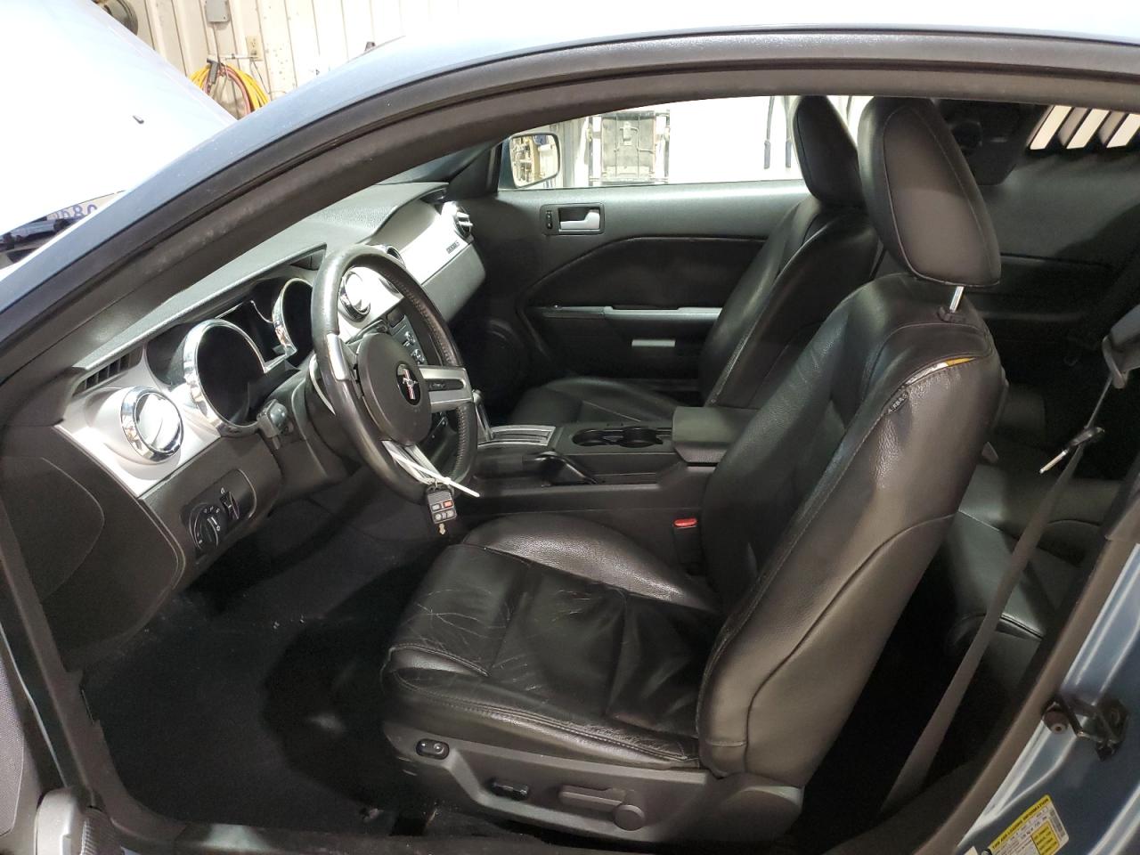 2008 Ford Mustang VIN 1ZVHT80NX85135471 Copart auction photo, mechanical / minor dent/scratches damage thumbnail 7