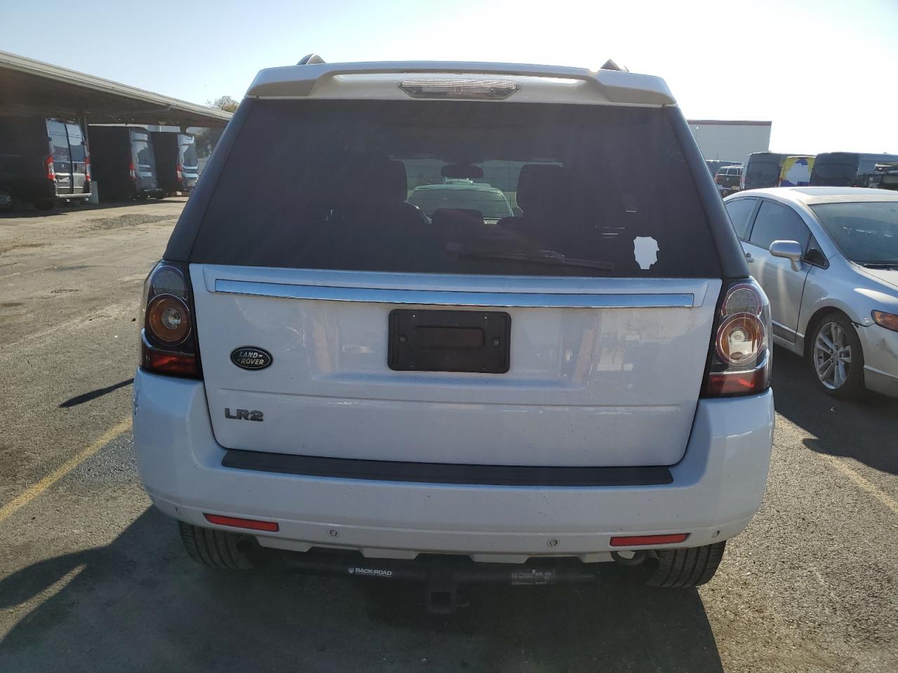 2014 Land Rover LR2 VIN SALFR2BG3EH412727 Copart auction photo, front end / undercarriage damage thumbnail 6