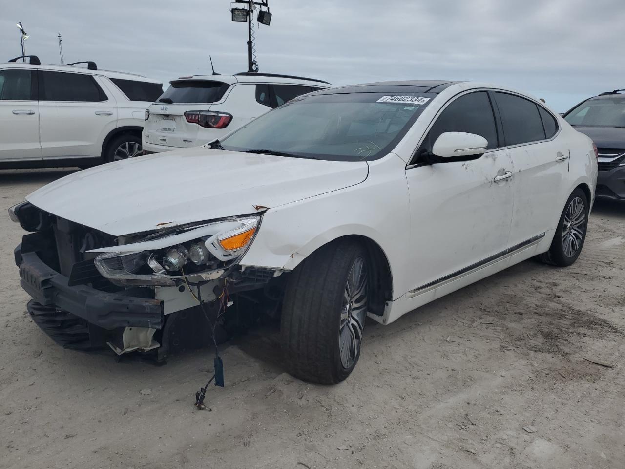 2015 KIA Cadenza VIN KNALN4D77F5182317