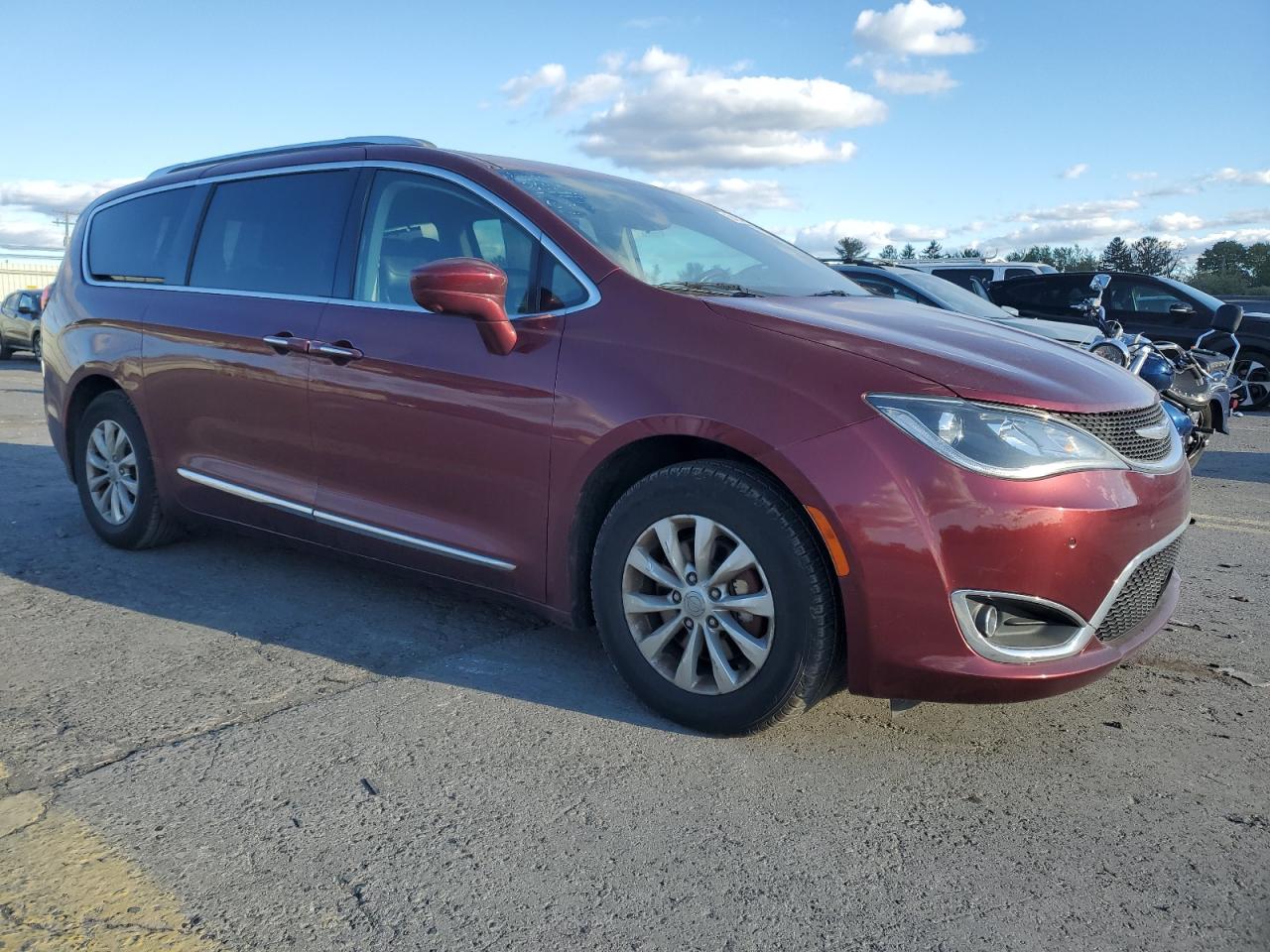 2018 Chrysler Pacifica VIN 2C4RC1BG3JR123586 Copart auction photo, rear end damage thumbnail 4