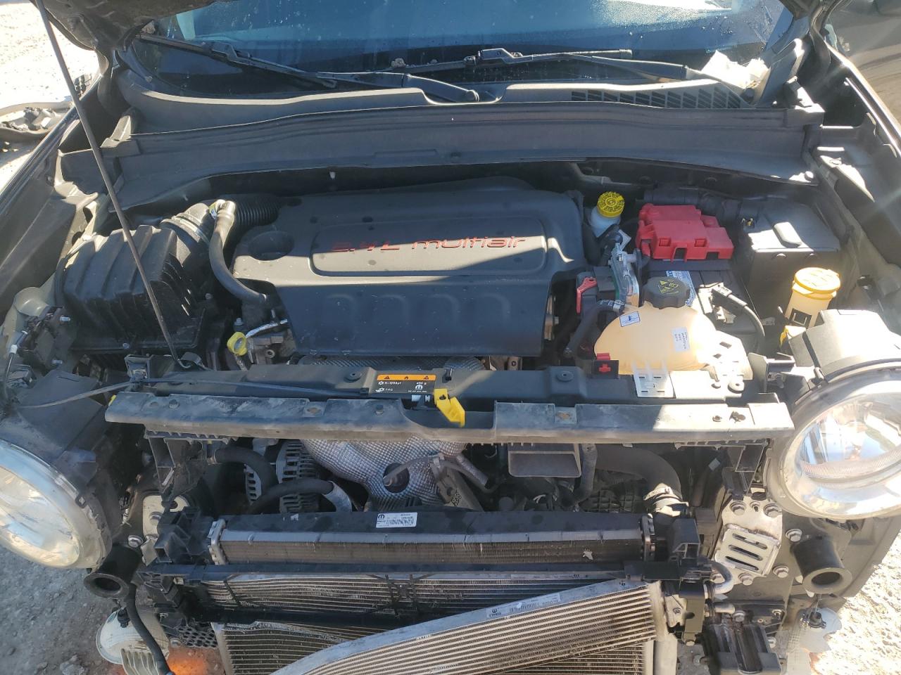 2019 Jeep Renegade VIN ZACNJABB4KPK01093 Copart auction photo, front end damage thumbnail 13