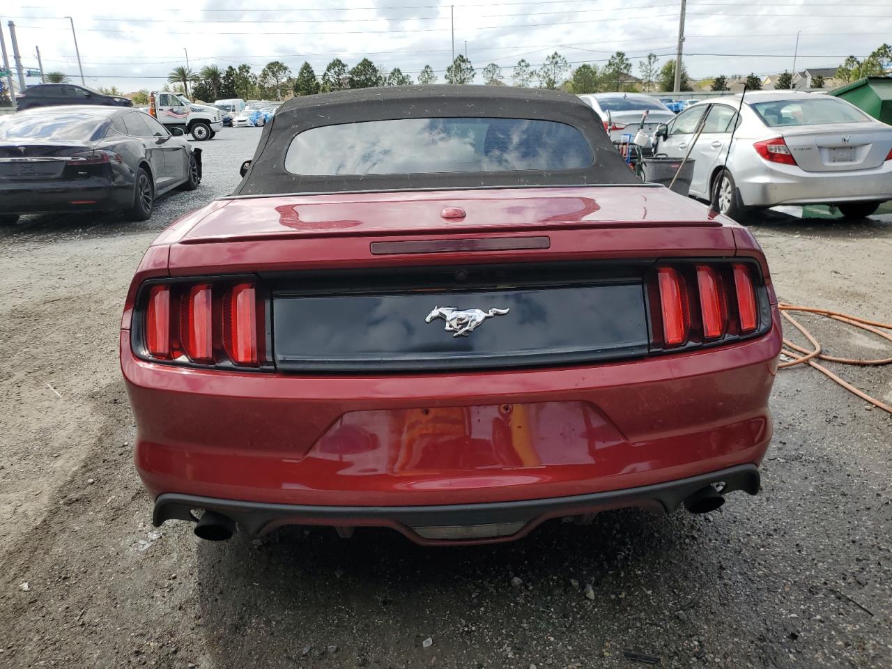 2015 Ford Mustang VIN 1FATP8UH9F5414709 Copart auction photo, front end damage thumbnail 6