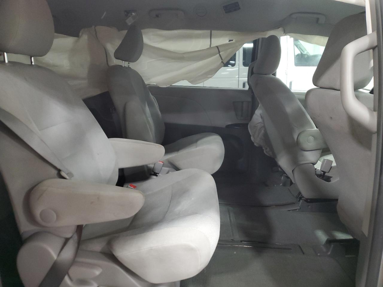 2015 Toyota Sienna VIN 5TDZK3DC7FS671176 Copart auction photo, front end damage thumbnail 12