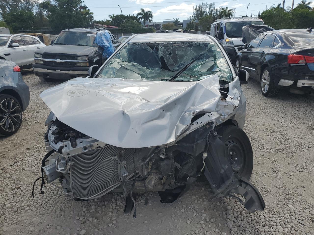 2018 Toyota Corolla VIN 2T1BURHE2JC010229 Copart auction photo, front end / rear end damage thumbnail 5