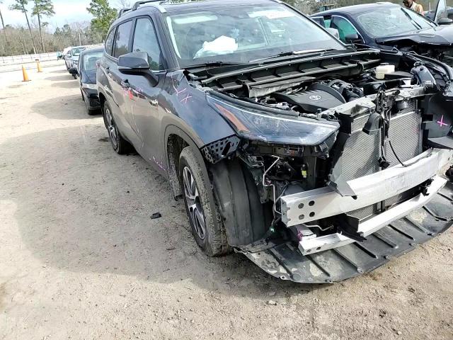 2024 Toyota Highlander VIN 5TDKDRAH1RS052642 Copart auction photo, front end damage thumbnail 12
