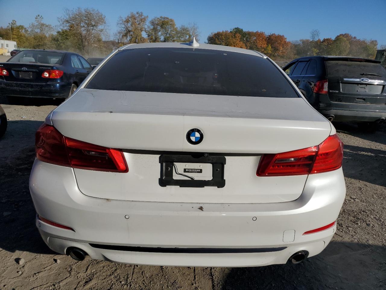 2019 BMW 5er VIN WBAJA7C53KG910900 Copart auction photo, side / front end damage thumbnail 6