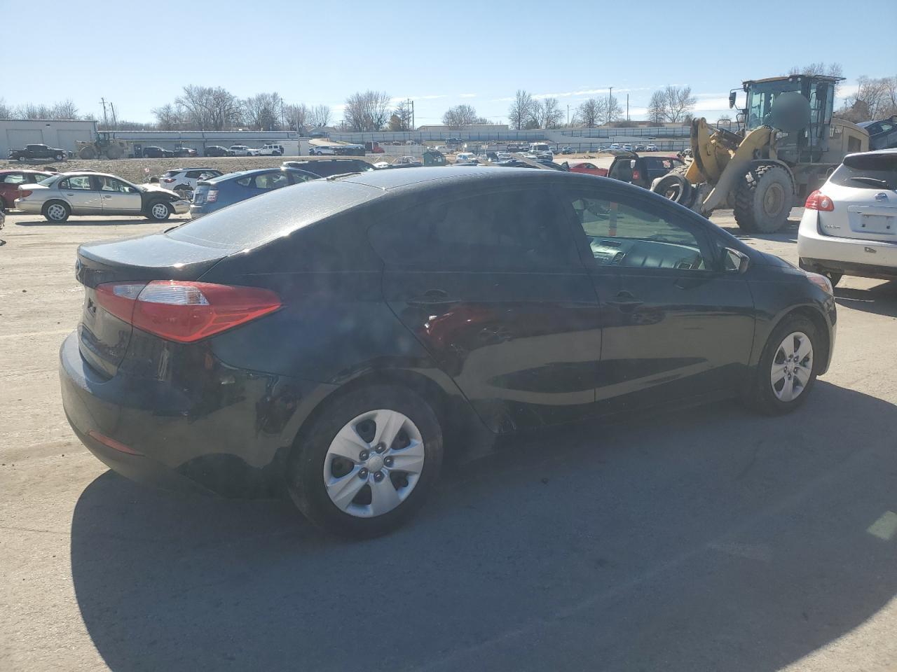 2016 KIA Forte VIN KNAFK4A65G5612977 Copart auction photo, side damage thumbnail 3
